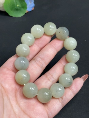 H35118354 Hetian Jade Bracelet, Approx. 15.8 mm, Total Weight Approx. 86.1g