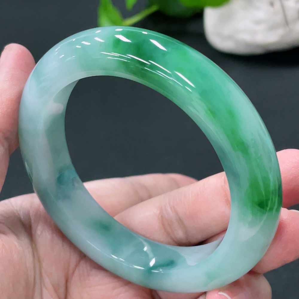 F33935186 Jadeite Round Bangle, Total Weight Approx. 67.8g, Size 54