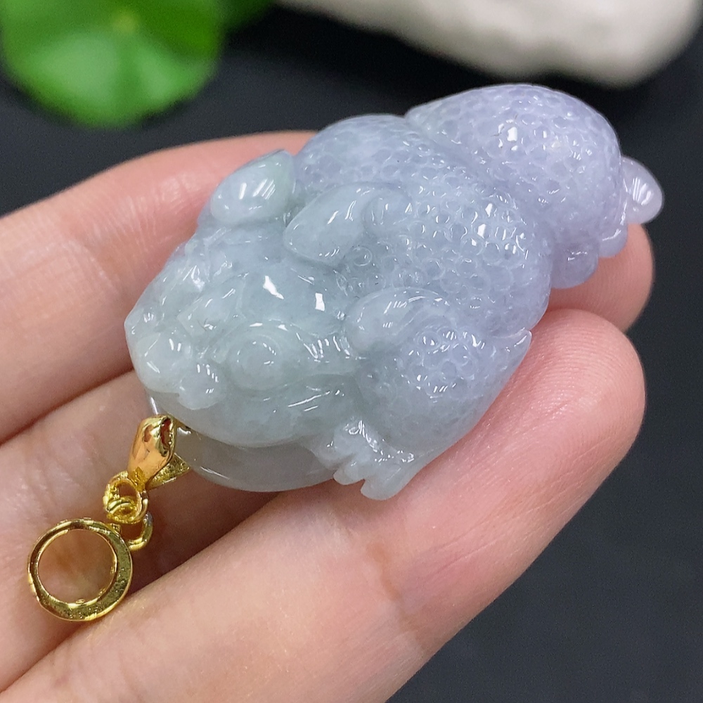 F26036233 Jadeite Three-legged Golden Toad Pendant Non-gold Inlaid Total Weight About 21g