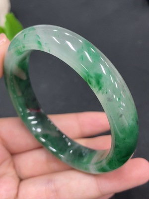 H30536931 African Emerald (Dulong Jade)