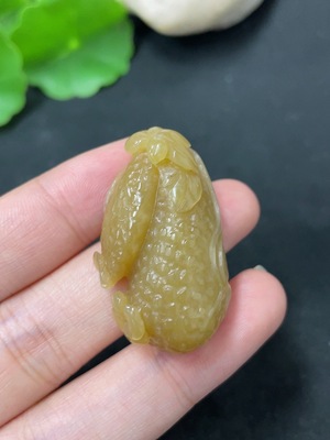 H46574354 和田玉挂件  福瓜     货品总重约15g