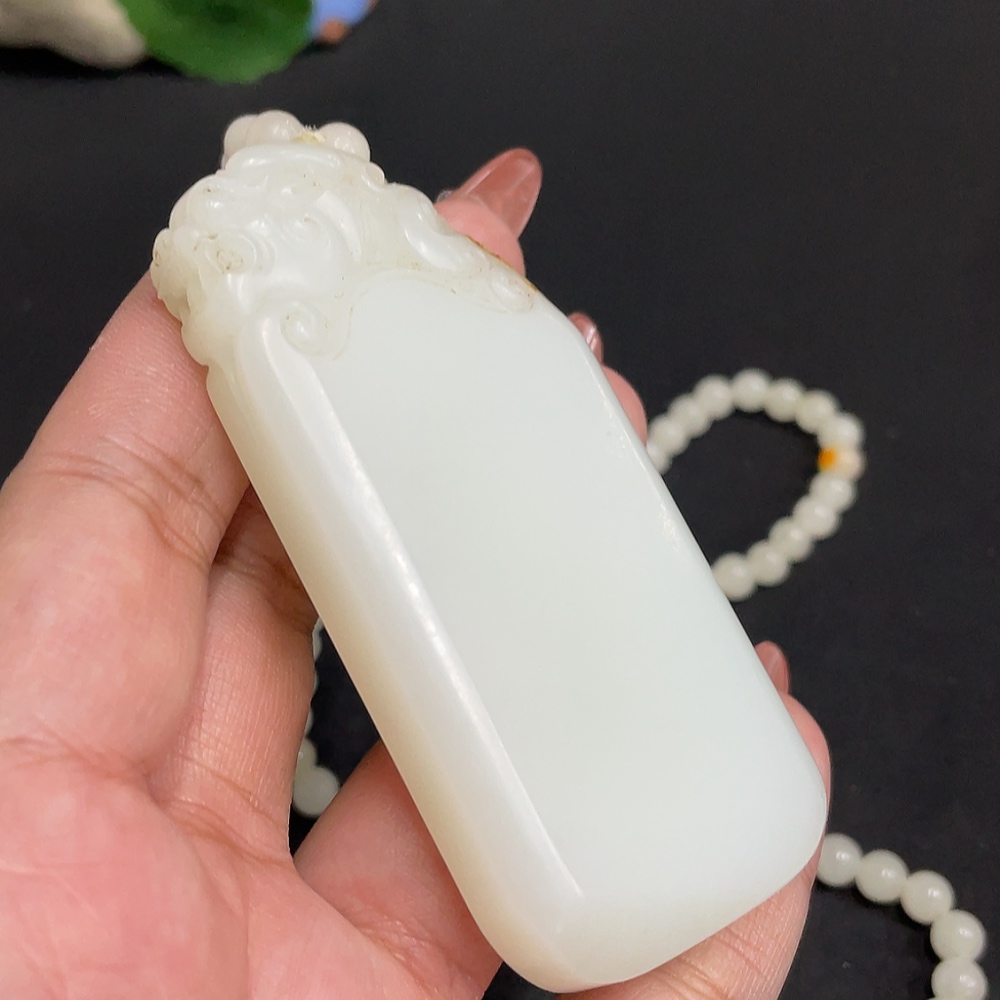 H34054782 Hetian Jade Pendant Antique-style Plaque Undetermined Skin Color Formation Total Weight Approx. [Including Chain] 125.1g