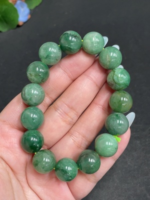 H31573430 African Emerald (Dulong Jade)