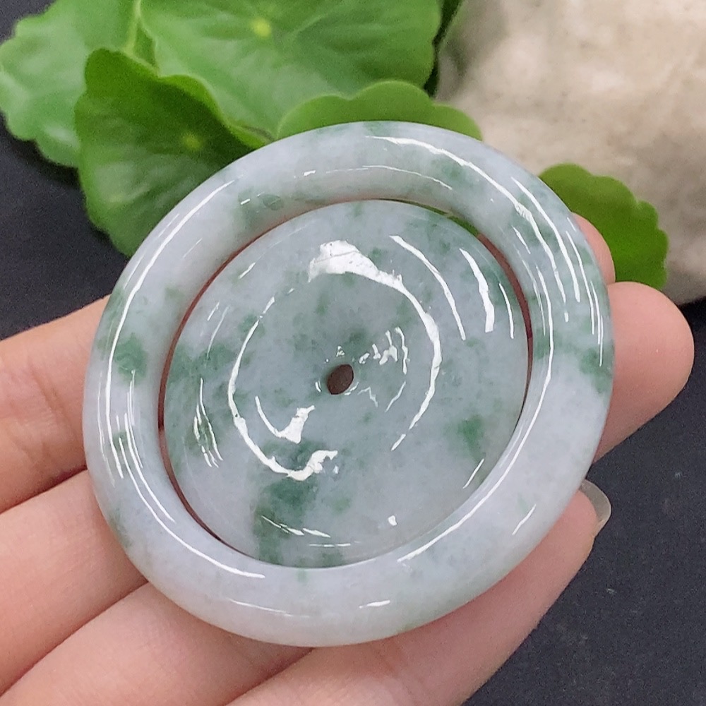 F35133203 Jadeite Mother-and-Child Toggle Pendant Total Weight Approx. 31.1g