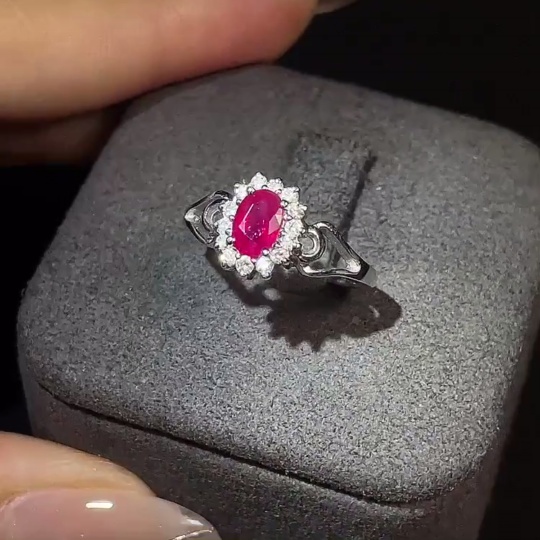 C22514515 18K Gold Ruby Ring, Total Weight Approx. 2.55g, Size 11