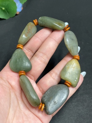 H31598007 Hetian Jade Bracelet with Other Mineral Components, Undetermined Skin Color Formation, Total Weight Approximately 97.7g