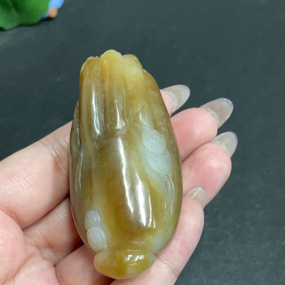 H30487898 Hetian Jade Pendant    God of Wealth    Total Weight: Approx. 81.9g