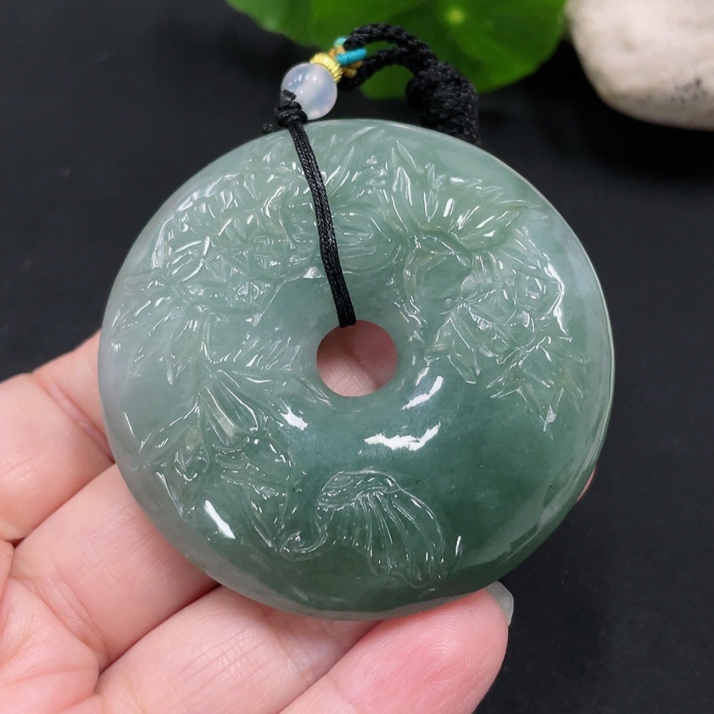 F31643404 Jadeite Pendant Total Weight Approx. 64g (Including Rope Weight) (With Non-Grade A Beads)