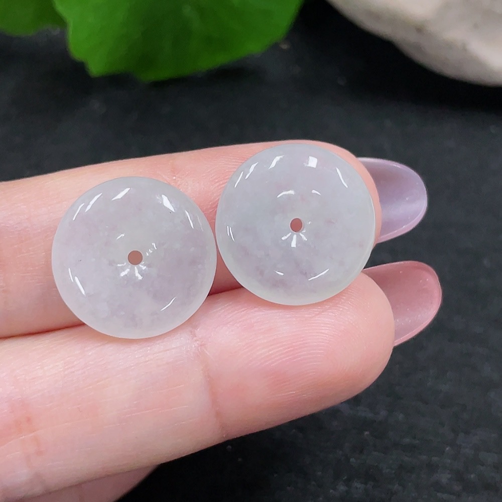 F33826351 Jadeite Safety Buckle Pendant Sell as a Lot