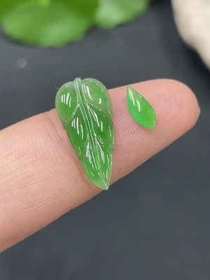 F19158464 Jadeite Inlaid Pieces Sell as a Lot