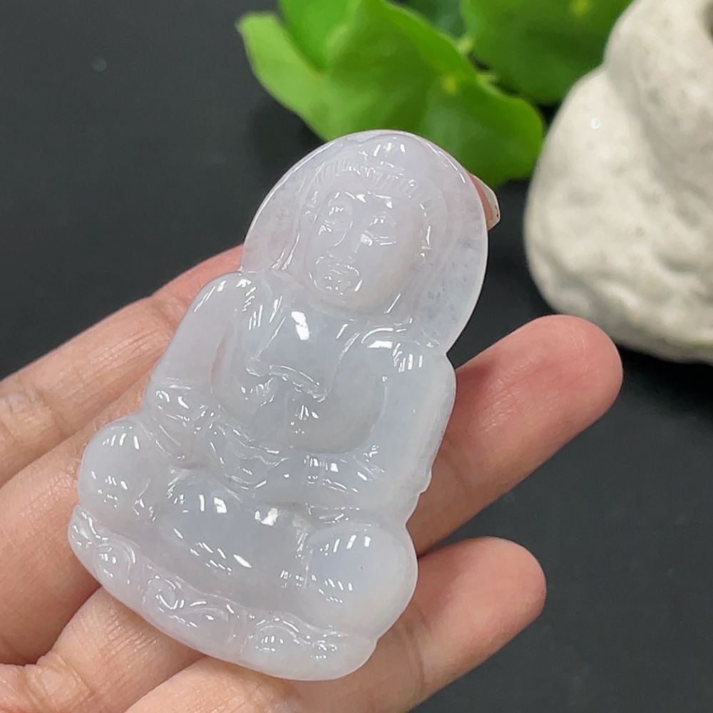 F34019463 Jadeite Guanyin Pendant Total Weight: Approx. 18.1g