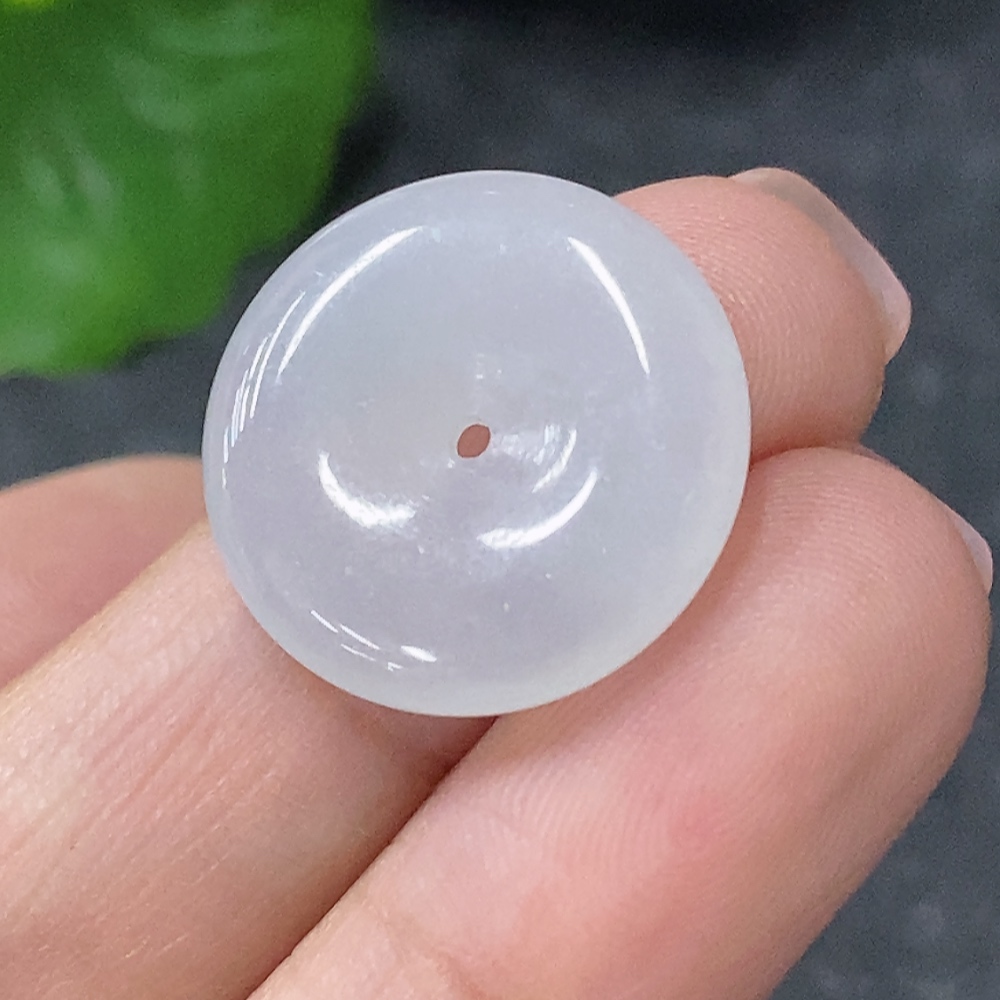 F34997843 Jadeite Pendant Peace Knot Total Weight Approximately 2.65g