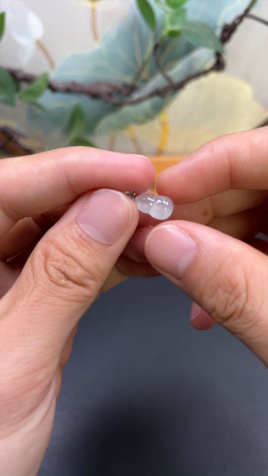 F33918248 Jadeite Gourd Pendant 18K Gold Total Weight Approx. 0.7g