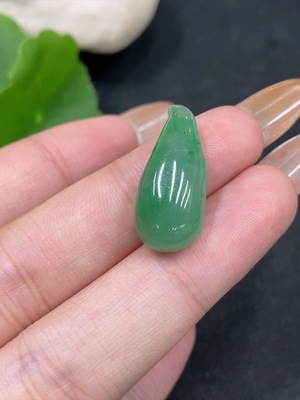 H32750845 African Emerald (Dulong Jade)
