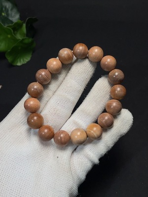 W41842571 山檀木山檀手串 货品总重约13.7g 卡11.9mm左右