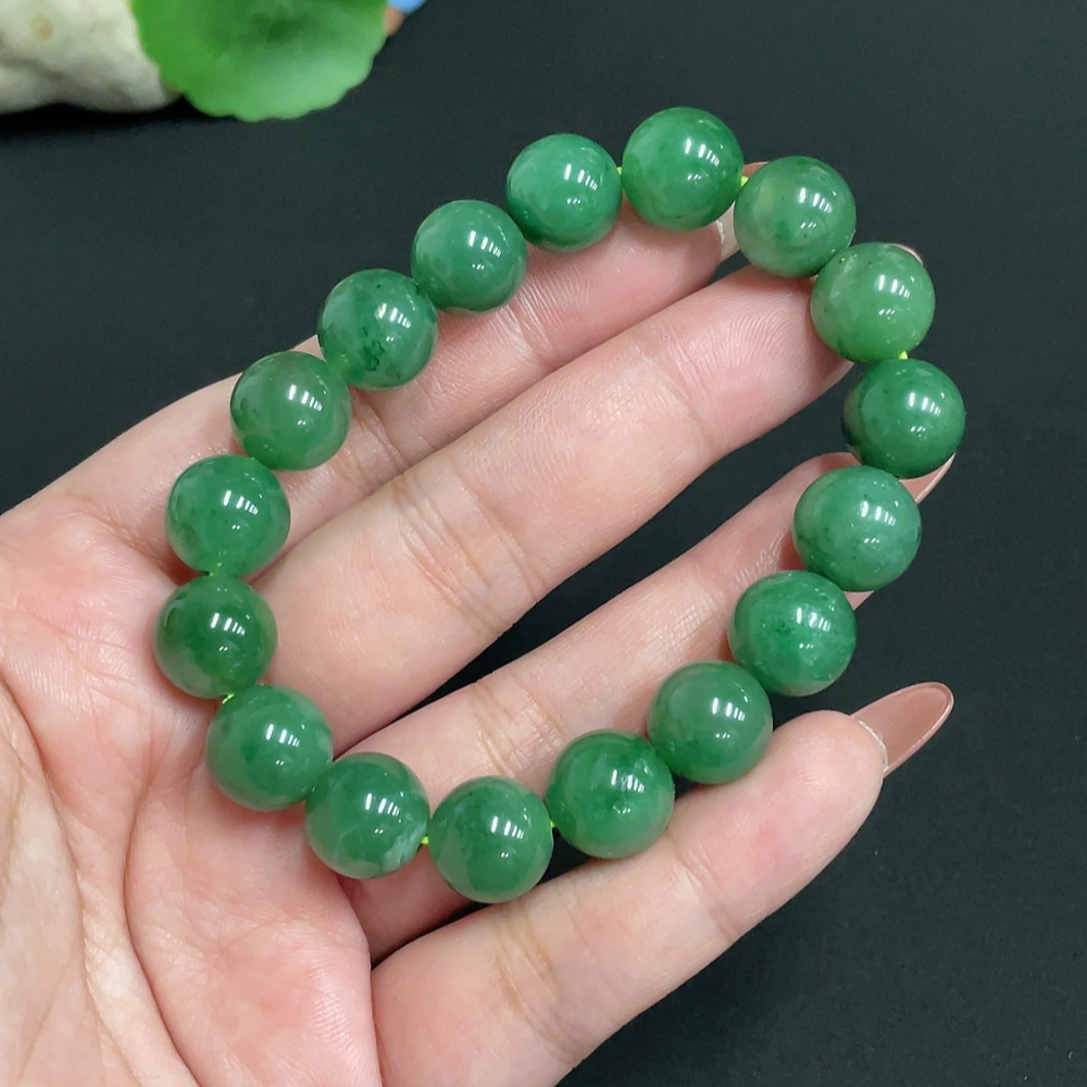 H34073849 African Emerald (Dulong Jade)