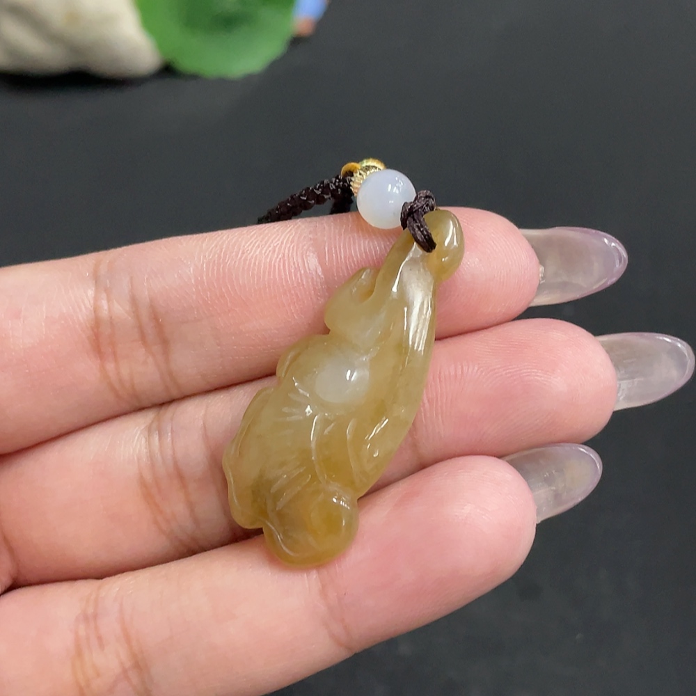 H34972142 Hetian Jade Pendant - Ruyi