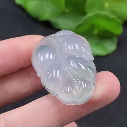 F33946963 Jadeite Leaf Pendant Total Weight Approx. 9.38g