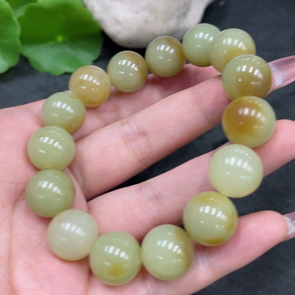H33944798 Hetian Jade Bracelet, approx. 13.8mm, total weight approx. 64g
