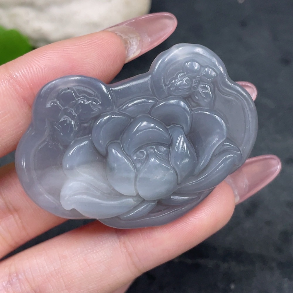 H33944532 Hetian Jade Pendant - Prosperity in Full Bloom (Total weight: approx. 22.2g)