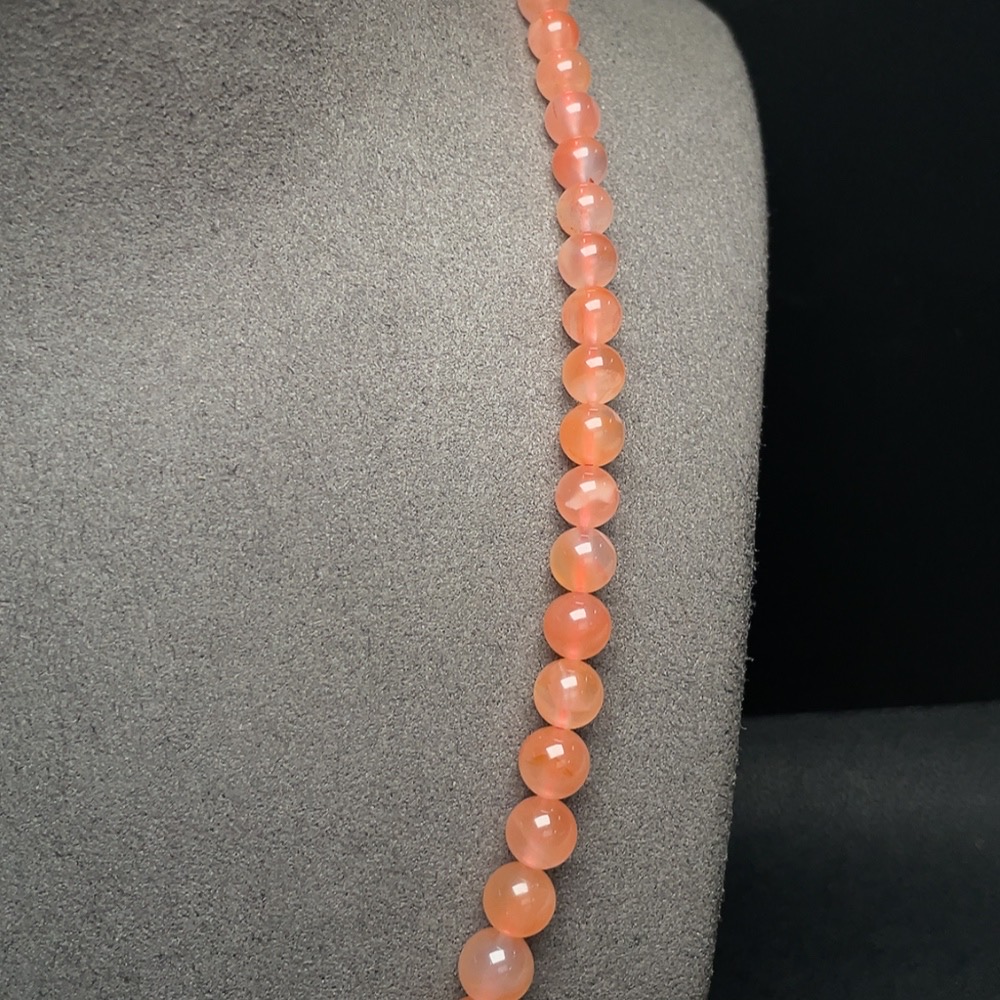 C29370889 South Red Agate Bead Strand Non-Gold Setting Approx. 4.1-12.4mm Total Weight About 38.42g Visible Organic Matter