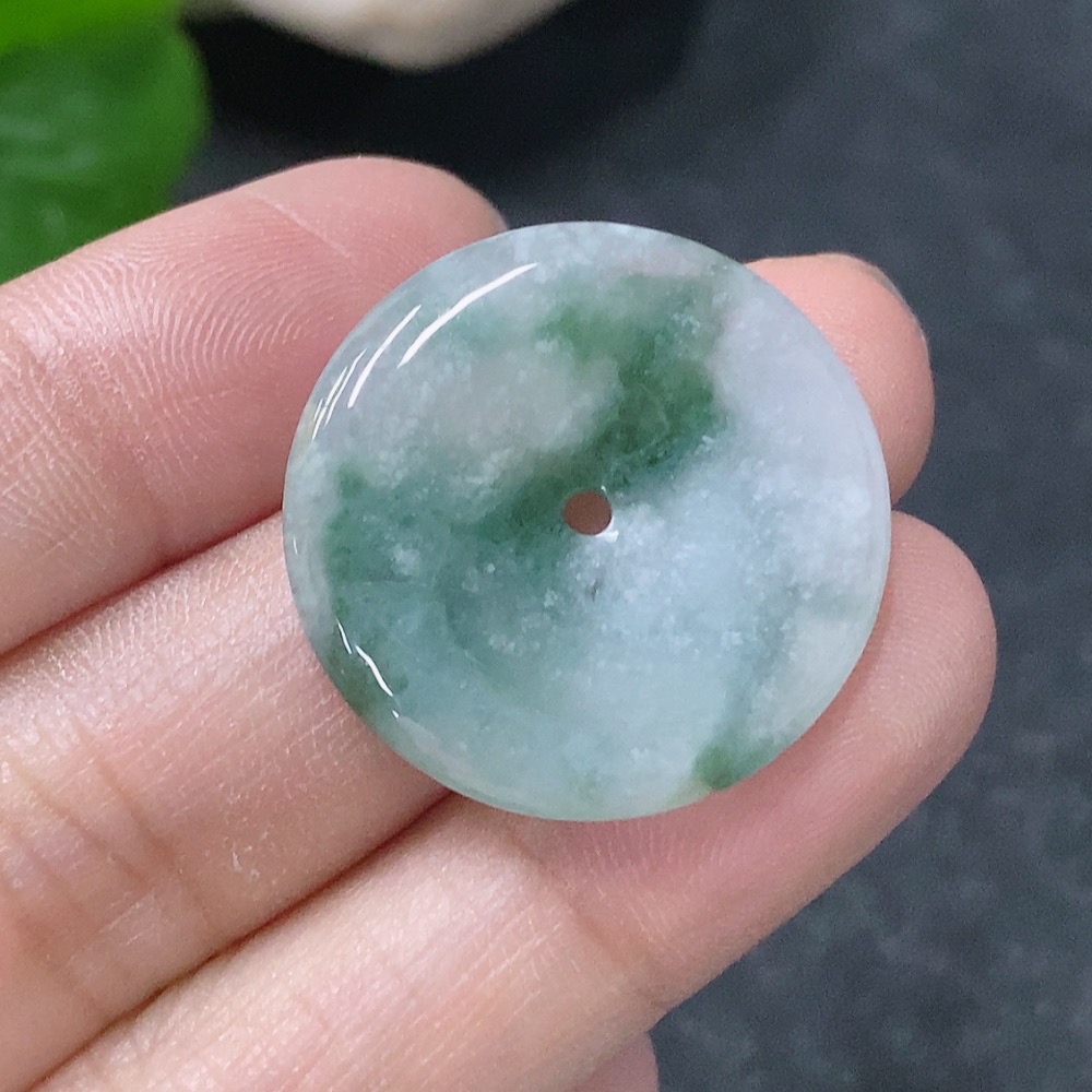 F32791574 Jadeite Peace Knot Pendant Total Weight Approx.4.24g