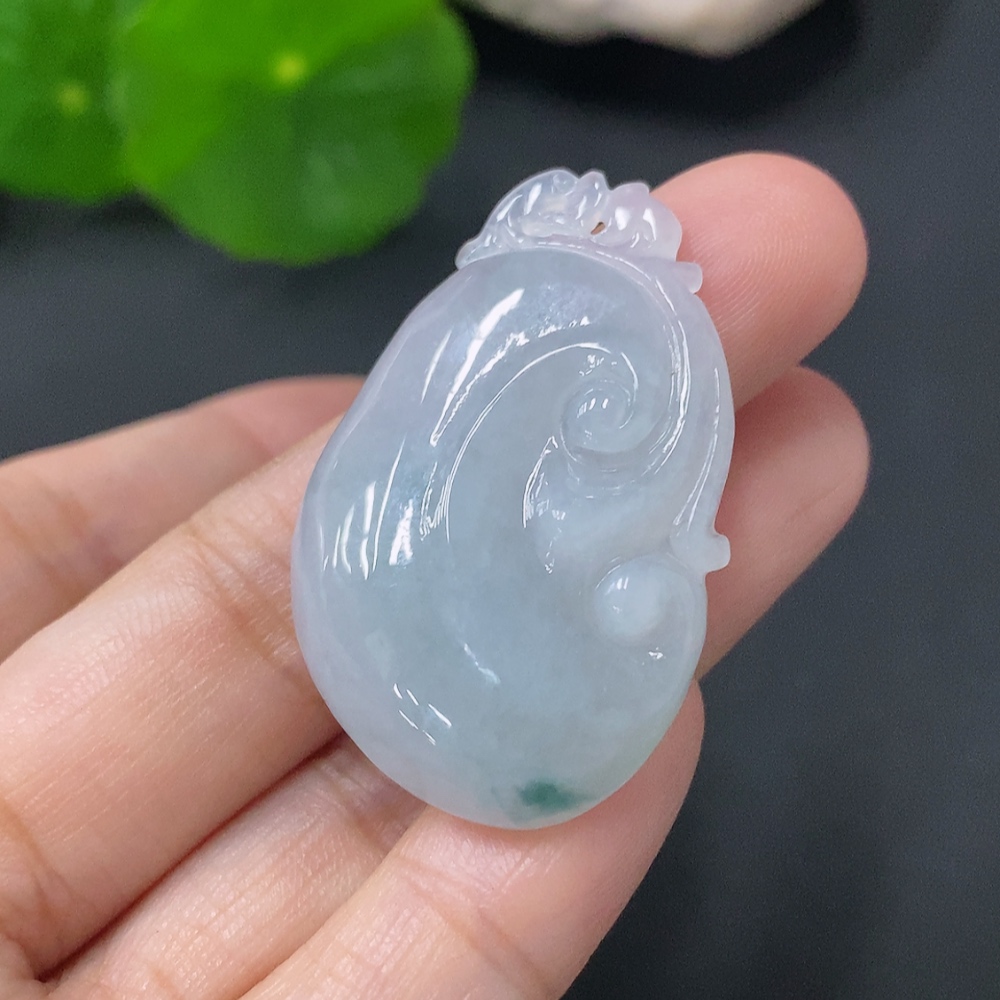 F32711551 JadeiteRuyi Pendant