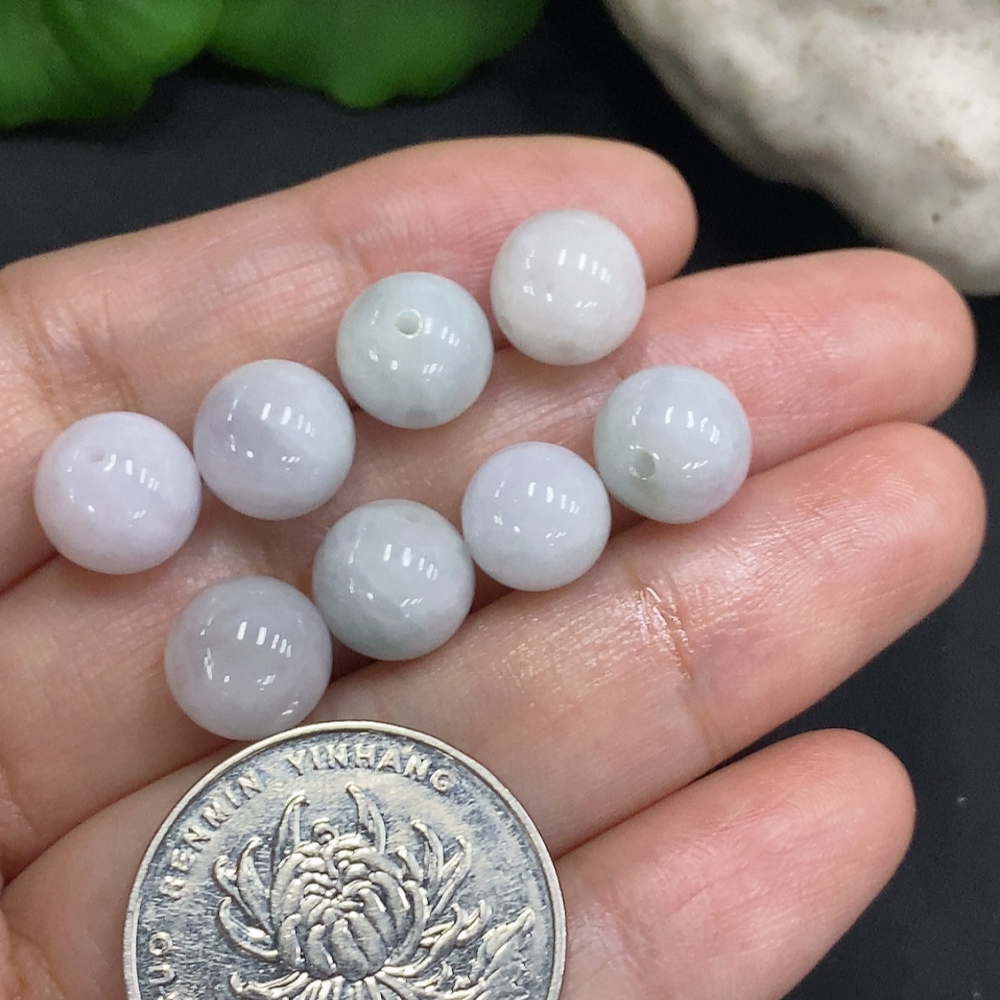 F35127449 Jadeite Beads Sell as a Lot
