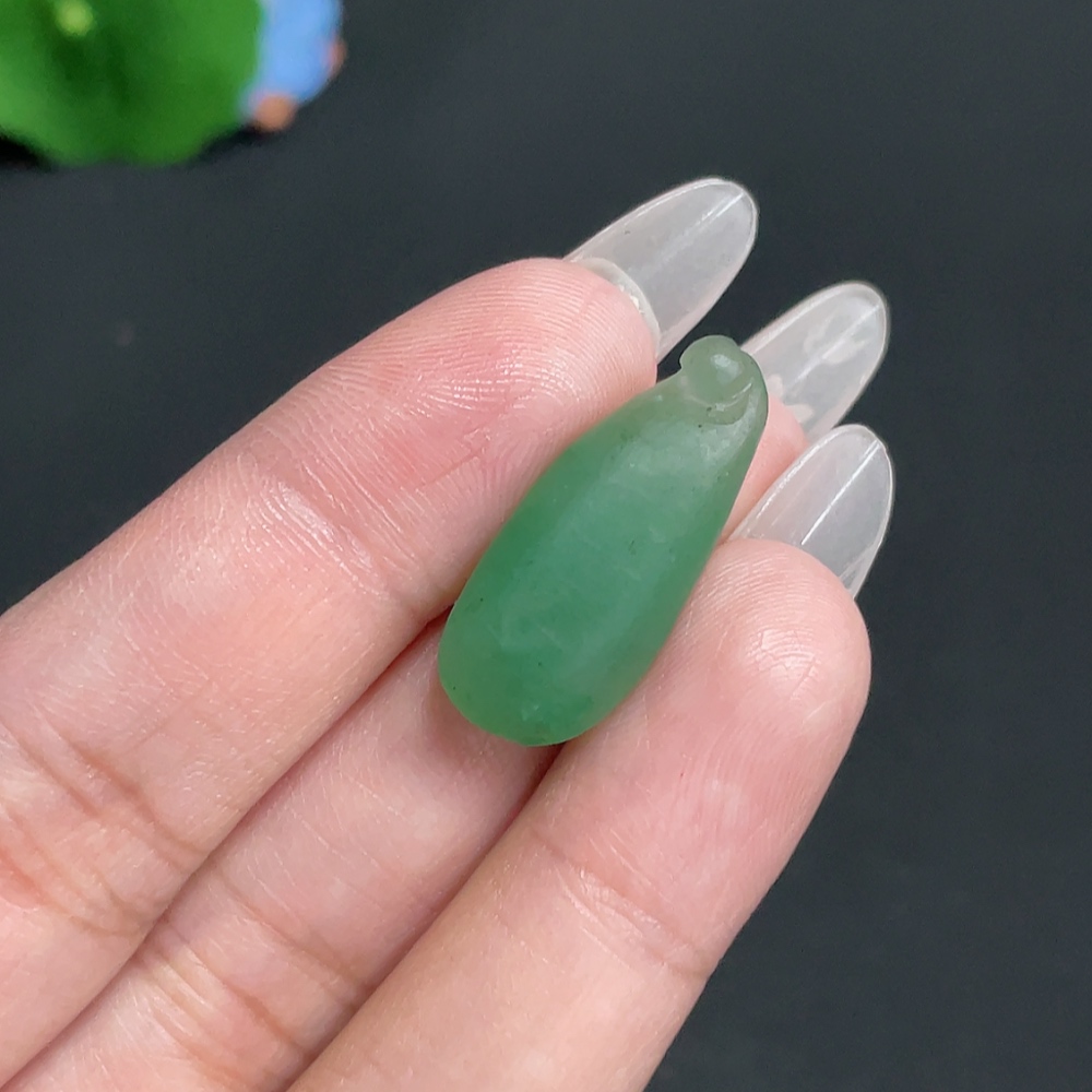 H27082444 African Emerald (Dulong Jade)