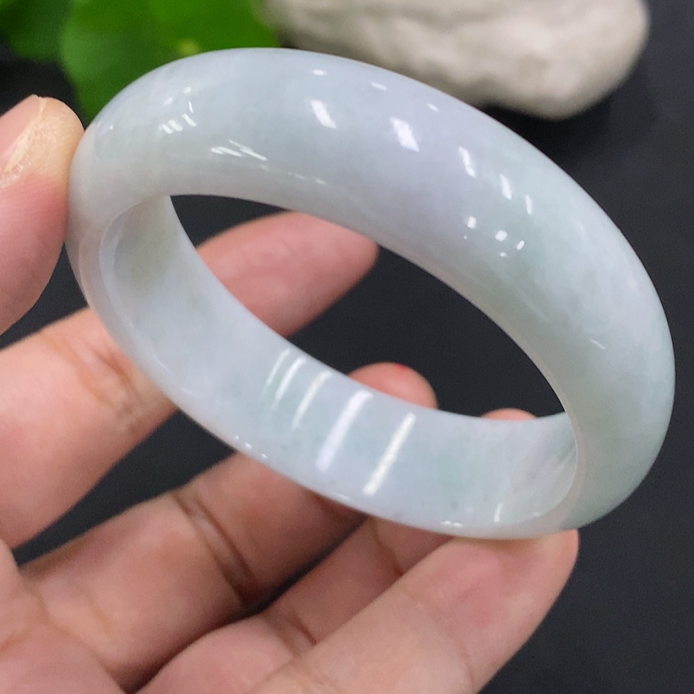 F31622315 Imperial Concorde Jadeite Bangle Size 54.3/47 Total Weight Approx. 43.6g