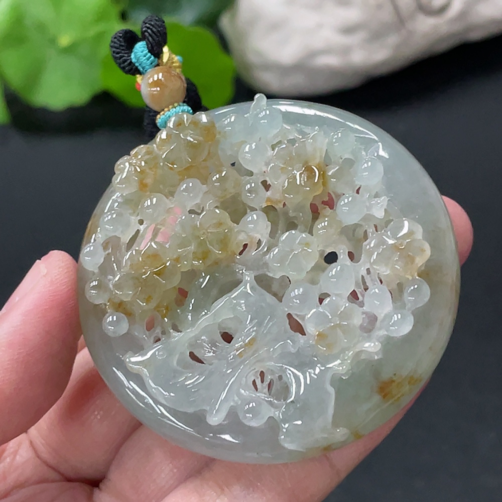 F33945734 Jade/lucky double happiness pendant