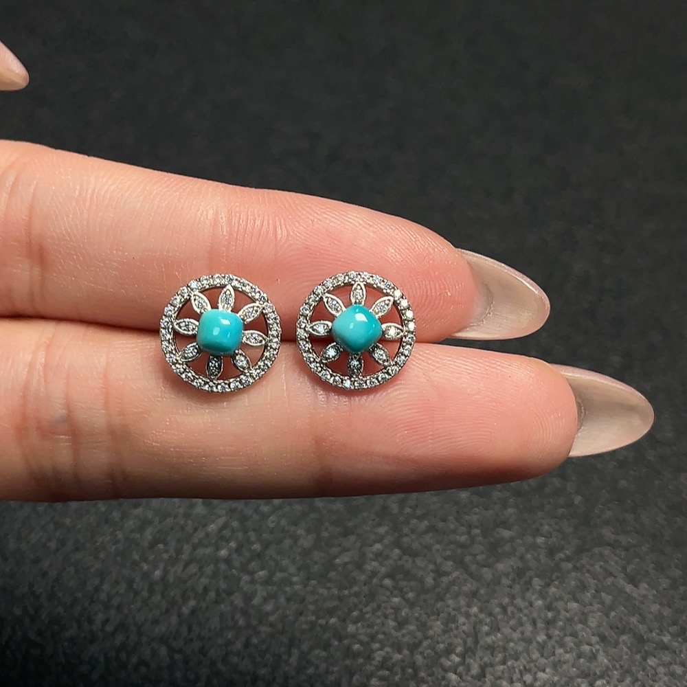 C34066593 Turquoise Earrings (Color Origin Undetermined) Non-Gold Total Weight Approx. 1.6g Size Around 3.5mm