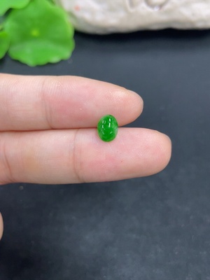 F46562324 翡翠蛋面  货品总重约0g
