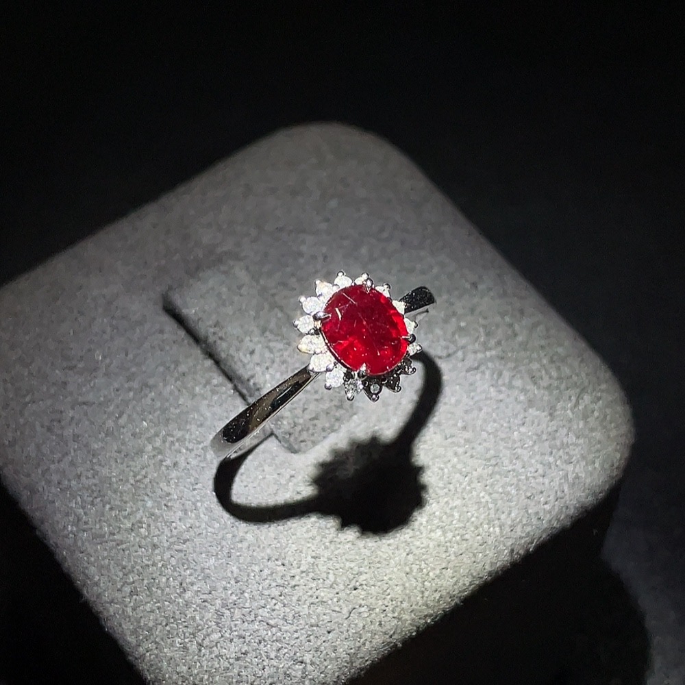 C26990282 Ruby Ring, 18K Gold, Size 19, Total Weight Approx. 2.33g