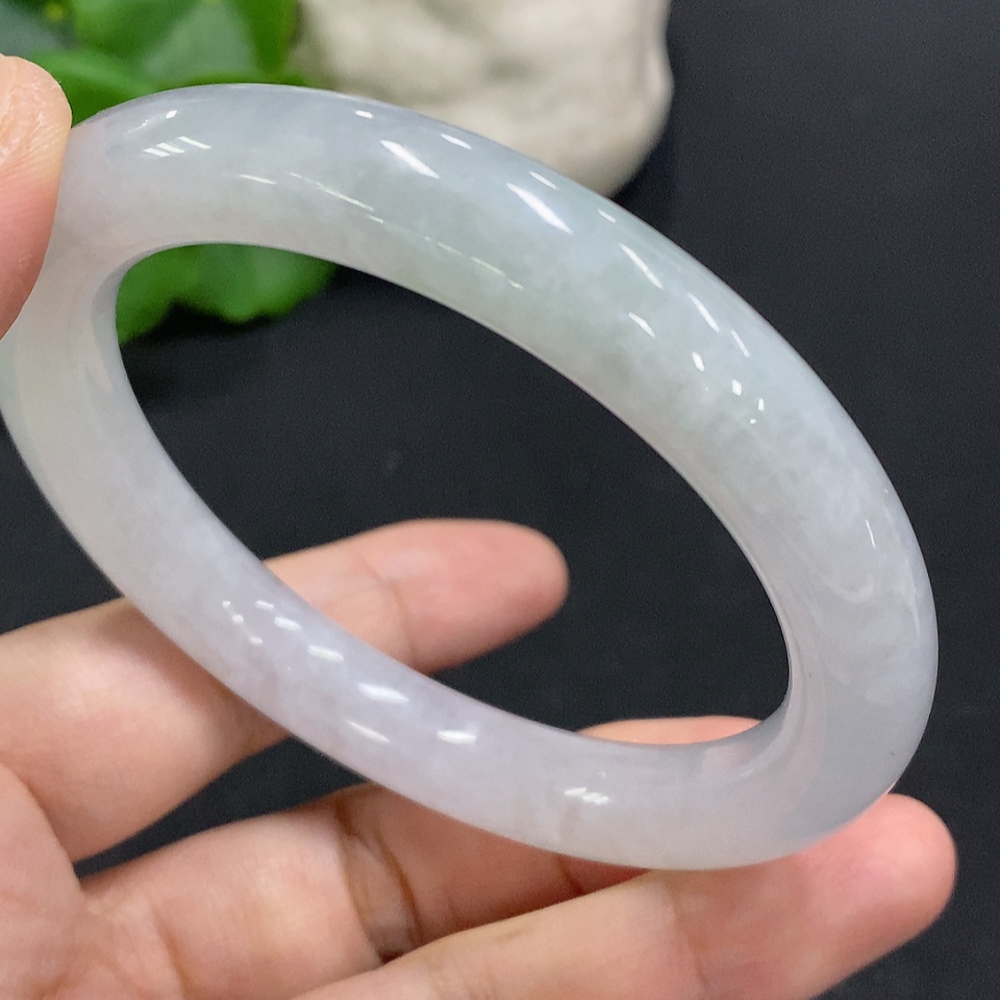 F34050579 Jadeite Round Bangle Size 59.3 Total Weight Approx. 60.4g