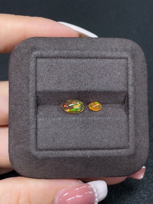 C41833521 欧泊裸石 颜色成因未定 货品总重约0.98克拉 一手走