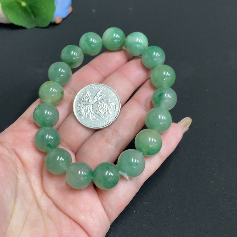 H32738479 African Emerald (Dulong Jade)