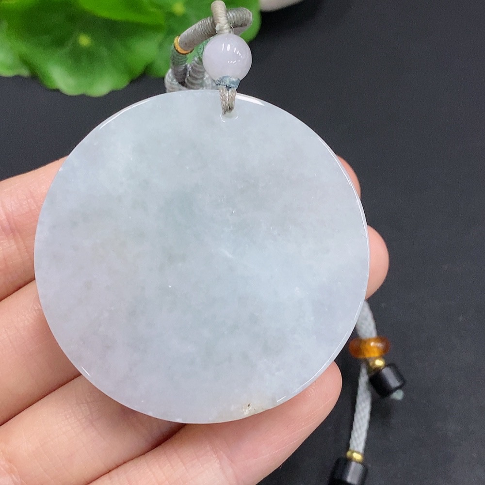 F31646318 JadeitePanda Holding Bamboo Pendant