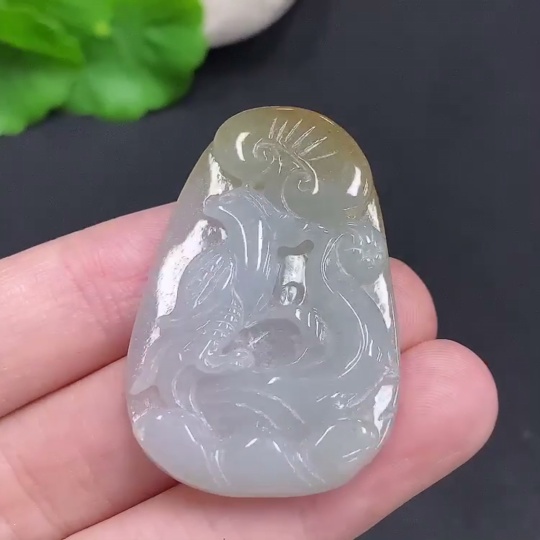F33878284 Jadeite Parrot Pendant Total Weight Approx. 13.1g