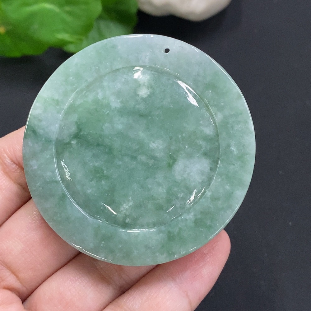 F35157466 Jadeite Guanyin Pendant Total Weight Approx. 42g