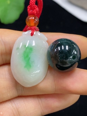 F35134322 Jadeite Blessed Melon/Round Beads Sell as a Lot
