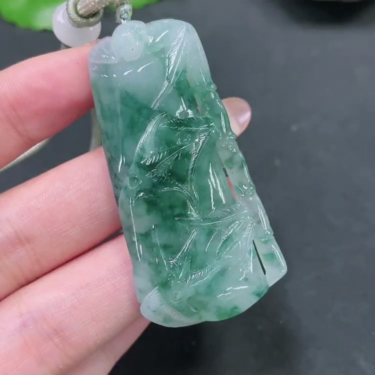 F18059015 Jadeite Bamboo Pendant Total Weight 26.493g