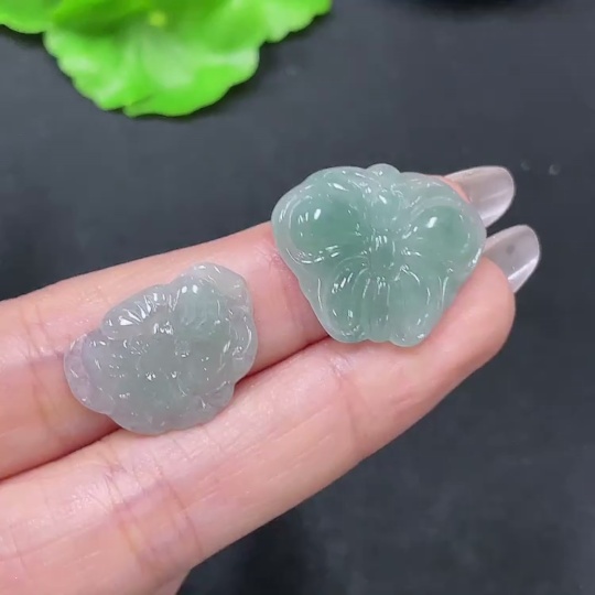 F35138975 Jadeite Pendant Butterfly Sell as a Lot