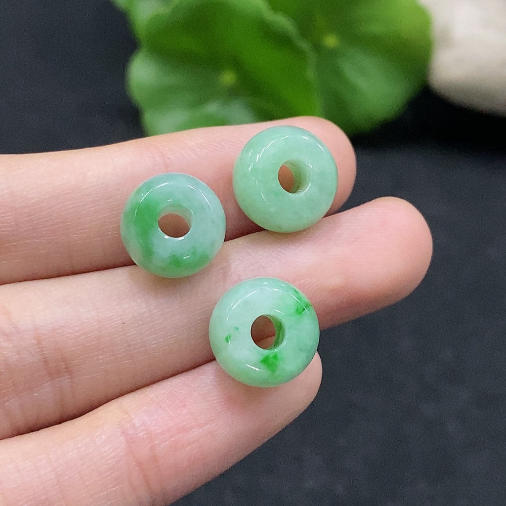 F34056663 Jadeite Pendants Sell as a Lot
