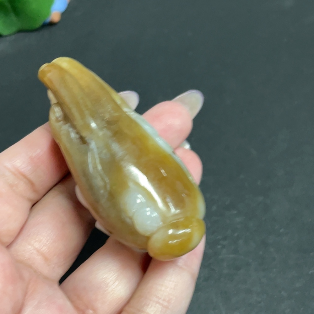 H30487898 Hetian Jade Pendant    God of Wealth    Total Weight: Approx. 81.9g