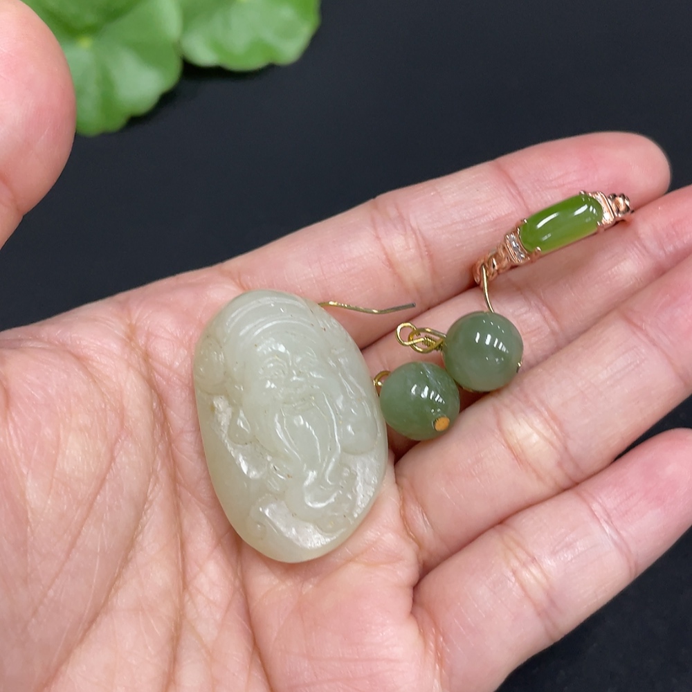 H34052795 Hetian Jade Pendant    God of Wealth    Adjustable Ring    Earrings    Non-Gold Inlaid    Total Weight Approx. 19.6g