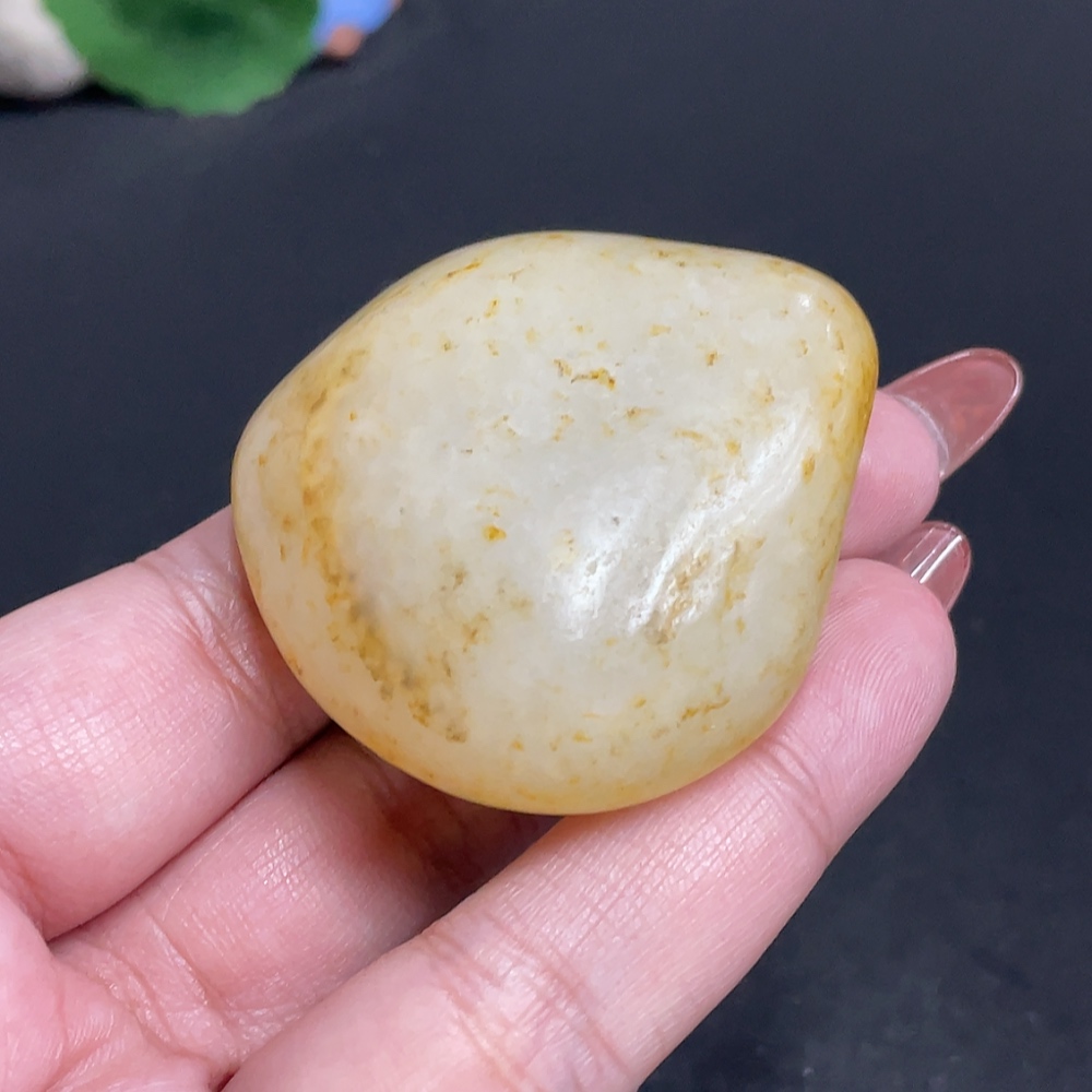H34055039 Hetian Jade, undetermined origin of skin color, total weight approximately 66.3g