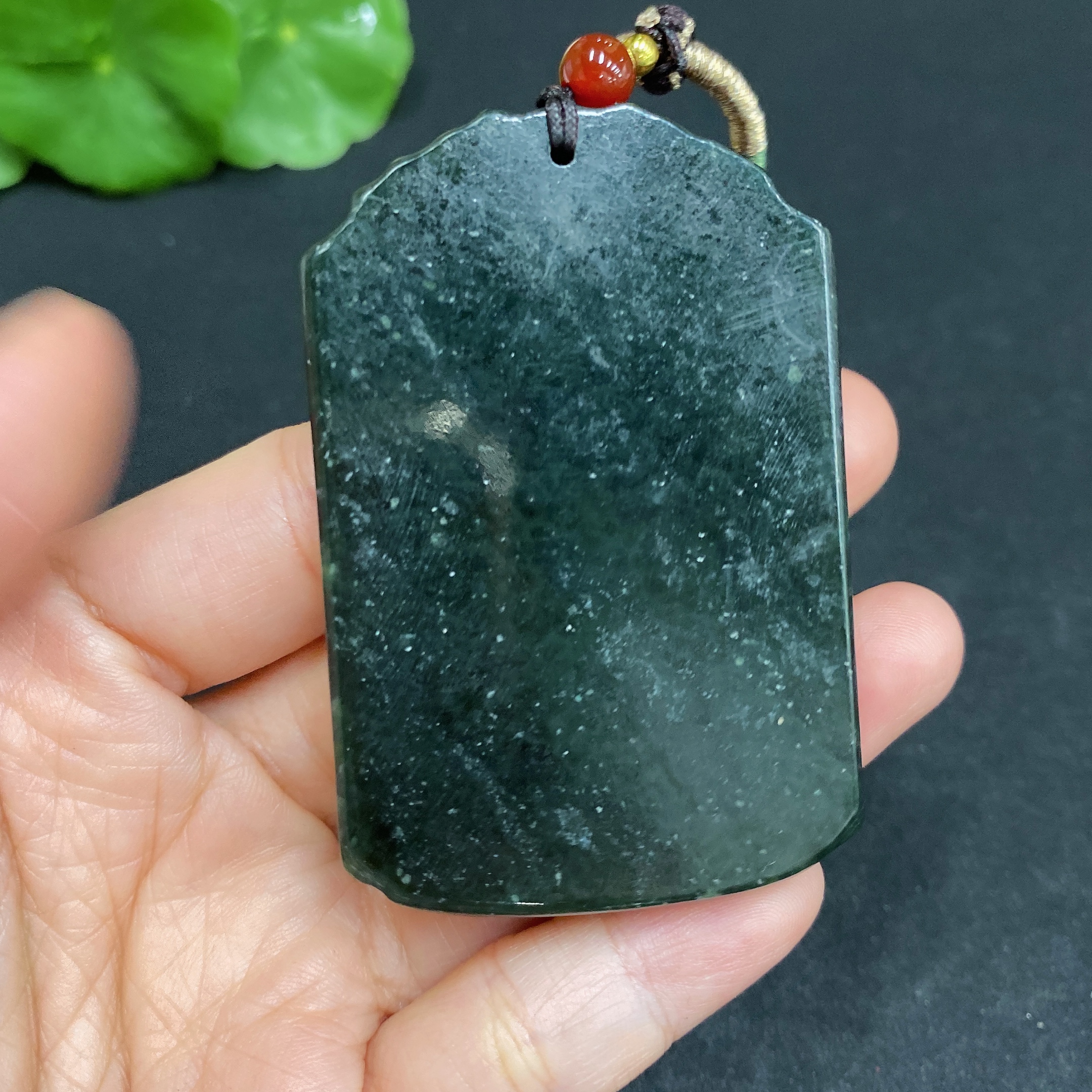 H31694014 Spiritual Monkey Offering Longevity