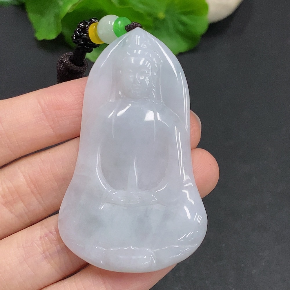 F35079353 Jadeite Guanyin Pendant, Total Weight Approx. 26.6g (Including Rope Weight), Matching Beads Not Jadeite