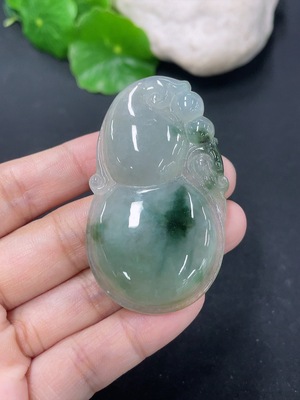 F46568188 翡翠挂件葫芦 货品总约重20.29g
